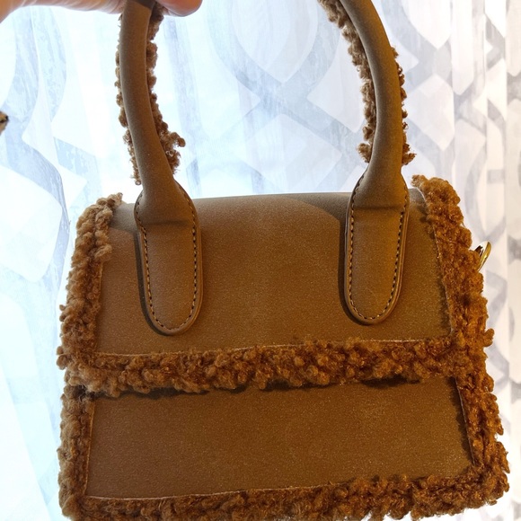 Crossbody bag - Picture 4 of 5